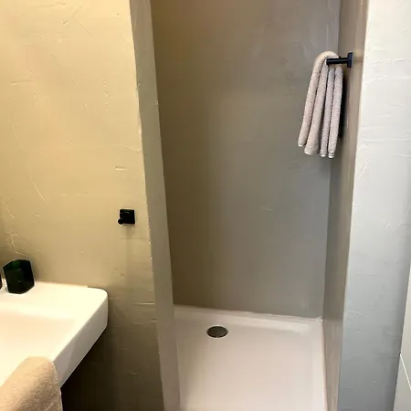 Lägenhet Stilvolle Erdgeschoss-wohnung: Gemuetlich Eingerichtet Mit Eigenem Eingang Gelsenkirchen