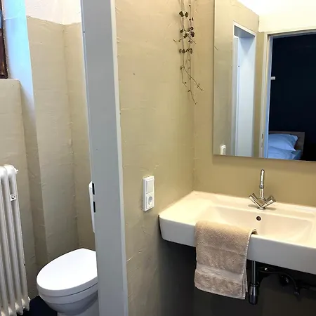 Appartement Stilvolle Erdgeschoss-wohnung: Gemuetlich Eingerichtet Mit Eigenem Eingang