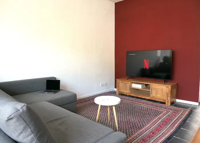 Apartment Stilvolle Erdgeschoss-wohnung: Gemuetlich Eingerichtet Mit Eigenem Eingang Gelsenkirchen