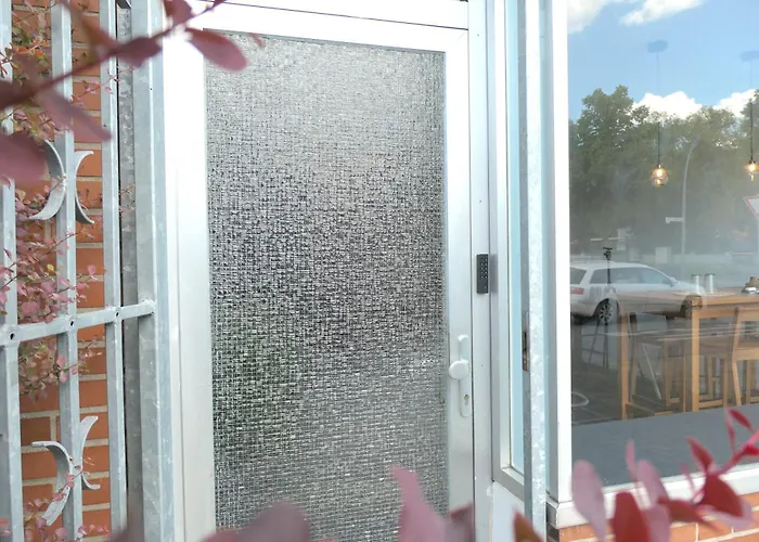 Apartment Stilvolle Erdgeschoss-wohnung: Gemuetlich Eingerichtet Mit Eigenem Eingang